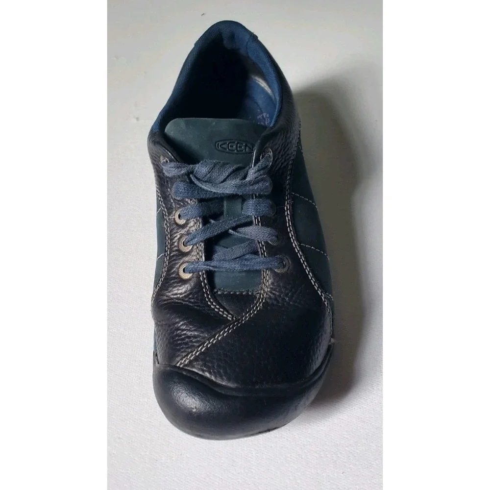Keen presidio women